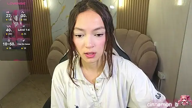 Cinnamon b online show from July 14, 7:52 pm