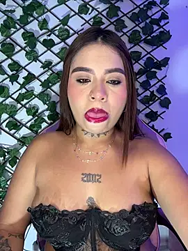 Snapshot of jessy_morgan13 chatting on July 26, 7:43 pm jessy morgan13 online show from July 26, 7:43 pm