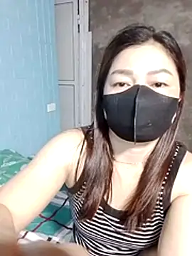 babylinhhot online show from May 26, 10:33 am