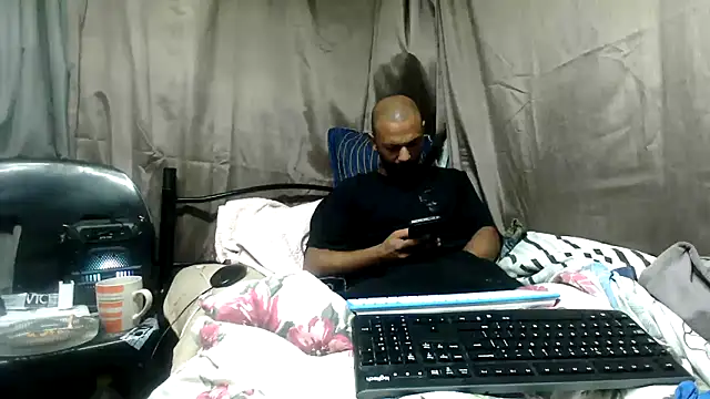 Camodick online show from April 29, 4:16 am