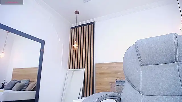 Snapshot of alexa_forbes_ chatting on July 9, 2:48 am alexa forbes online show from July 9, 2:48 am
