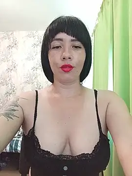 Snapshot of -KARINA-LOVE- chatting on June 12, 1:54 pm -KARINA-LOVE- online show from June 12, 1:54 pm