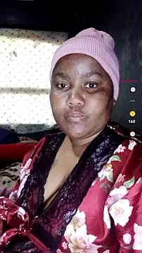 ChubbyMidgetxxx19 online show from July 9, 5:55 am