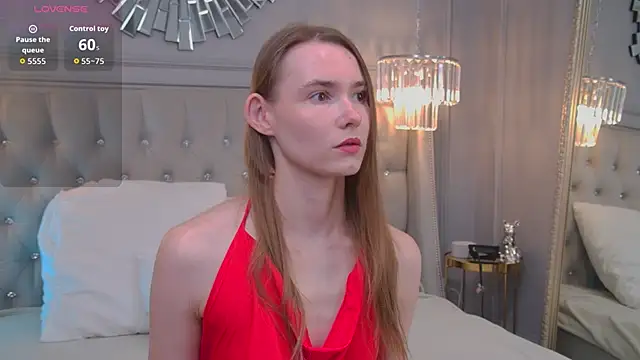 Snapshot of LillianYoung chatting on May 20, 9:37 am LillianYoung online show from May 20, 9:37 am