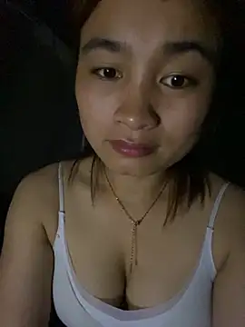 Cute-Sexyy online show from May 7, 3:17 pm