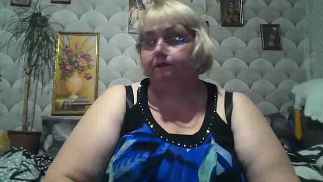 MarinaFarina53 online show from May 30, 6:16 pm