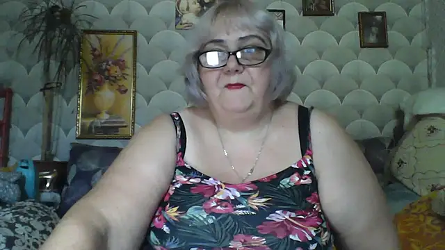 MarinaFarina53 online show from June 30, 6:03 am
