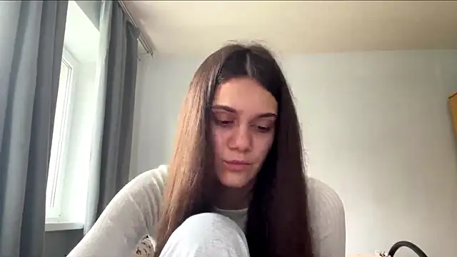 Snapshot of MaryRaven chatting on May 18, 12:33 pm MaryRaven online show from May 18, 12:33 pm