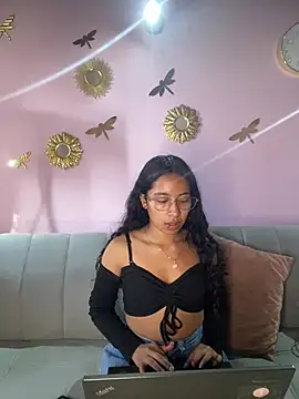 CassiePink  online show from May 9, 11:59 am
