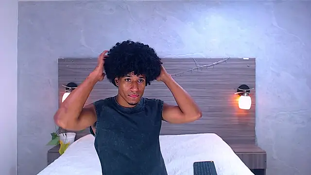 Dilan Hall online show from June 18, 3:49 pm