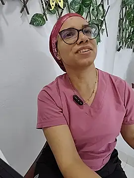 alanahot94 online show from June 12, 4:17 pm