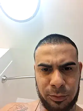Texasboi3300 online show from June 17, 4:48 am