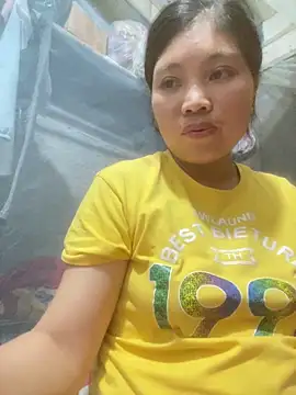 Snapshot of Ingrid_squirt chatting on May 10, 12:43 pm Ingrid squirt online show from May 10, 12:43 pm