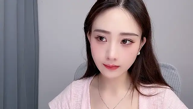  222Mia online show from June 25, 4:23 am