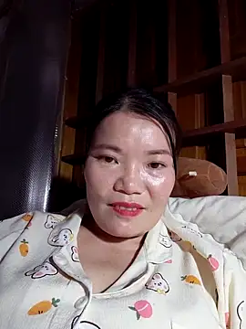-Trici- online show from June 4, 3:29 pm