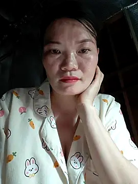 -Trici- online show from June 8, 7:36 pm
