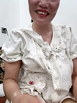 -Trici- online show from August 4, 2:41 pm