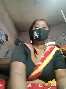 Snapshot of Miss-poly chatting on July 17, 7:04 am Miss-poly online show from July 17, 7:04 am
