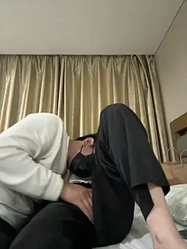 Snapshot of ZhaoRui-Baby chatting on May 10, 3:28 pm ZhaoRui-Baby online show from May 10, 3:28 pm