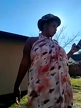 JuicyHoney 01 online show from July 4, 7:47 am