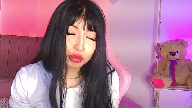 Snapshot of mia_gyutarouwu chatting on June 18, 12:09 pm mia gyutarouwu online show from June 18, 12:09 pm