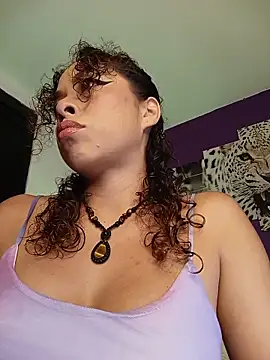 Snapshot of maliciasmith69 chatting on June 10, 5:34 pm maliciasmith69 online show from June 10, 5:34 pm