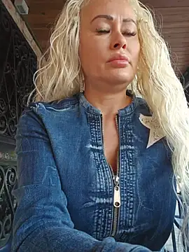 MILFBARBY online show from October 2, 7:15 am