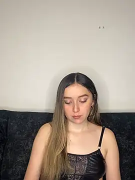 Sarisloves online show from August 6, 12:56 am