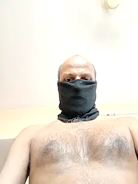 KingN0ir online show from May 9, 7:13 am