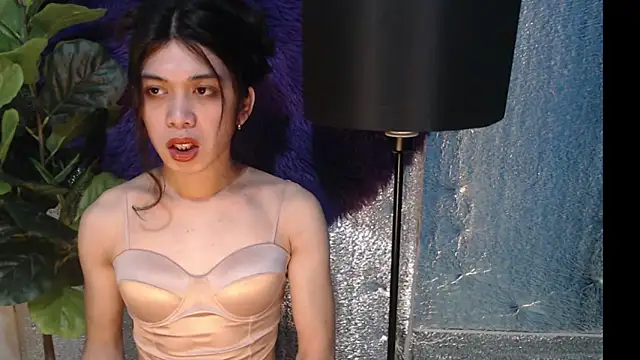 RoseAmarie online show from May 22, 5:25 am