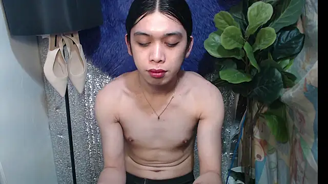 RoseAmarie online show from June 30, 11:22 am