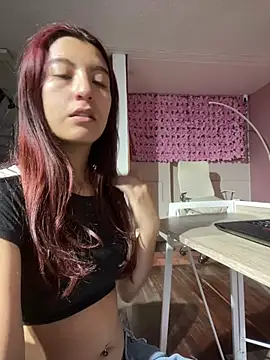 EveRave Pink online show from June 23, 11:19 am