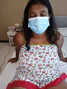 Xbees CT online show from June 21, 5:21 am