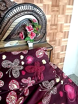 Reshma Hot76 online show from June 7, 5:22 am