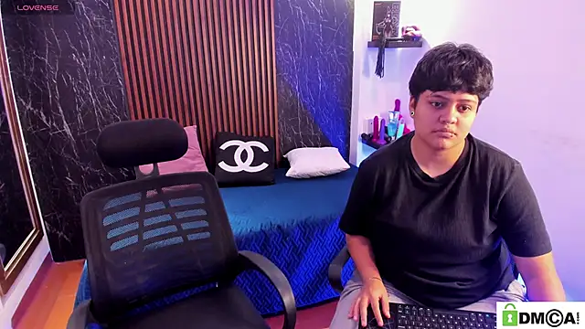 Nico Blaze22 online show from June 9, 1:06 am