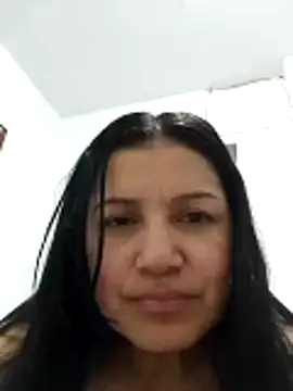 Snapshot of Casandra_inthemorning chatting on May 14, 4:41 am Casandra inthemorning online show from May 14, 4:41 am