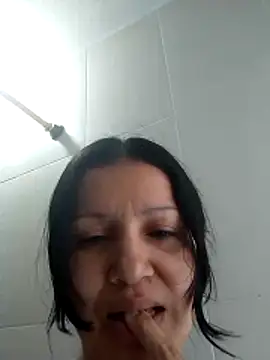 Snapshot of Casandra_inthemorning chatting on May 24, 1:16 pm Casandra inthemorning online show from May 24, 1:16 pm