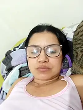 Snapshot of Casandra_inthemorning chatting on July 9, 10:36 pm Casandra inthemorning online show from July 9, 10:36 pm