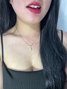 Snapshot of Titbooo_18 chatting on June 5, 12:00 pm Titbooo 18 online show from June 5, 12:00 pm
