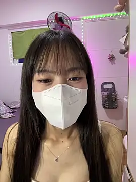 Lov3lily online show from June 11, 1:42 pm