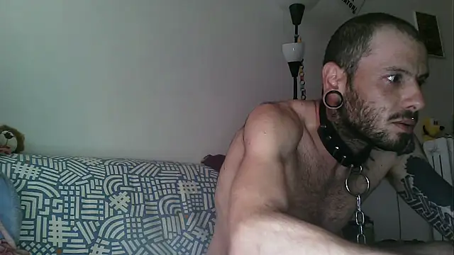 Snapshot of imponenteZeus chatting on May 14, 1:18 pm imponenteZeus online show from May 14, 1:18 pm