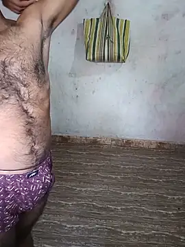 Snapshot of nilu_5633 chatting on June 12, 11:53 am nilu 5633 online show from June 12, 11:53 am