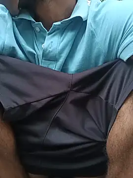 Snapshot of nilu_5633 chatting on July 2, 1:38 am nilu 5633 online show from July 2, 1:38 am