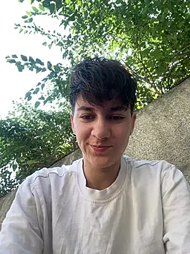 JessyAdoryx online show from June 25, 11:15 am