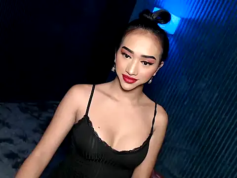 Snapshot of kylie_marie chatting on June 10, 11:24 pm kylie marie online show from June 10, 11:24 pm