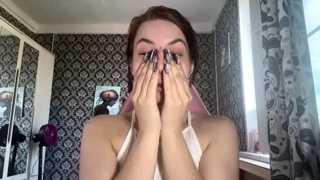 FeyAmpere online show from May 22, 2:12 pm