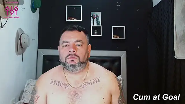 Snapshot of perverseveteranmanxxx chatting on January 16, 10:12 pm perverseveteranmanxxx online show from January 16, 10:12 pm