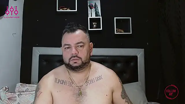 Snapshot of perverseveteranmanxxx chatting on March 10, 1:21 pm perverseveteranmanxxx online show from March 10, 1:21 pm