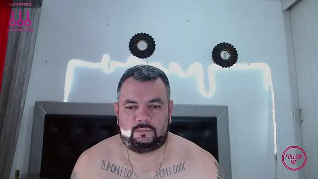 Snapshot of perverseveteranmanxxx chatting on September 14, 3:11 pm perverseveteranmanxxx online show from September 14, 3:11 pm