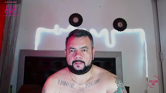 Snapshot of perverseveteranmanxxx chatting on October 6, 1:08 pm perverseveteranmanxxx online show from October 6, 1:08 pm